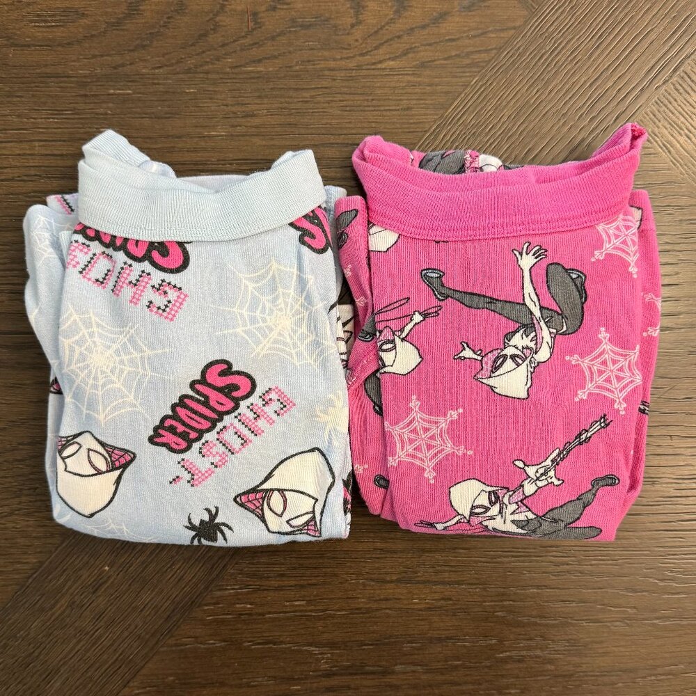 Marvel X Hanna Andersson, 2 sets Ghost Spider Pajamas, Size 3T/90cm